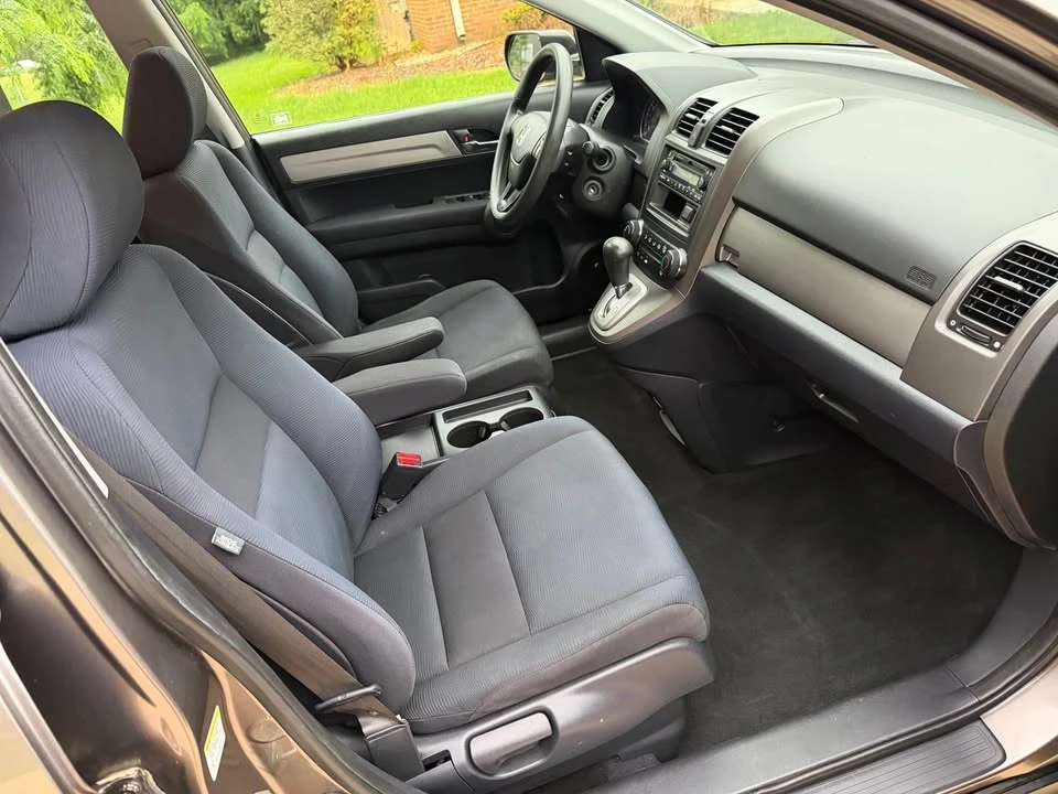 2010 Honda CR-V 3rd Gen - Image 13 of 20