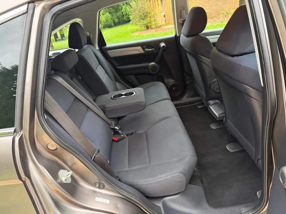 2010 Honda CR-V 3rd Gen - Image 15 of 20