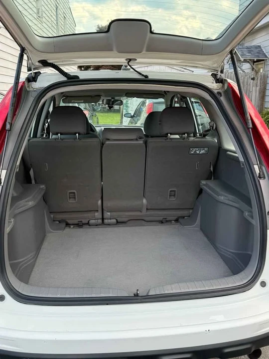 2010 Honda CR-V 3rd Gen - Image 4 of 8