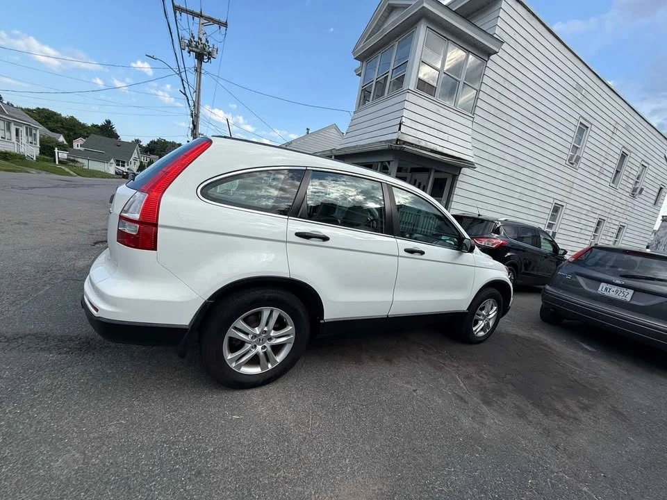 2010 Honda CR-V 3rd Gen - Image 3 of 8
