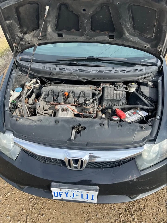 2010 Honda Civic 8th Gen - Image 6 of 9