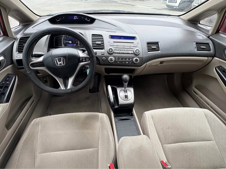 2010 Honda Civic 8th Gen - Image 7 of 10