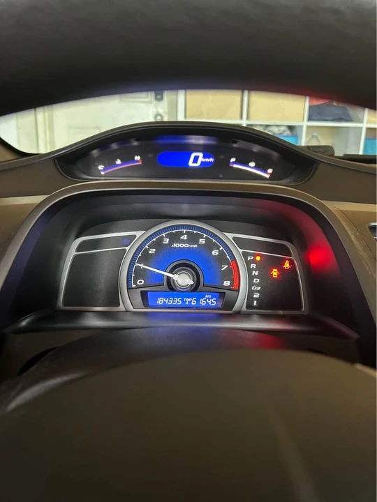 2010 Honda Civic 8th Gen - Image 5 of 7