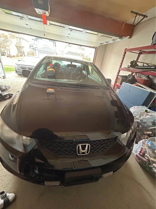 2010 Honda Civic 8th Gen - Image 2 of 7