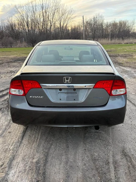 2010 Honda Civic 8th Gen - Image 7 of 7