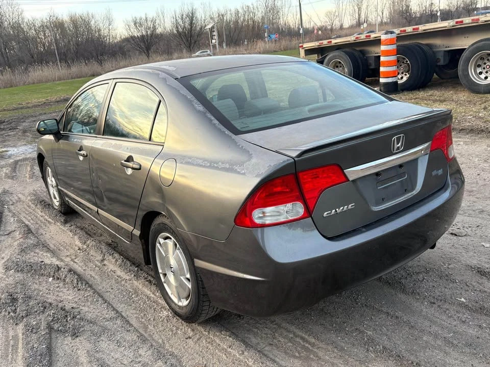 2010 Honda Civic 8th Gen - Image 4 of 7