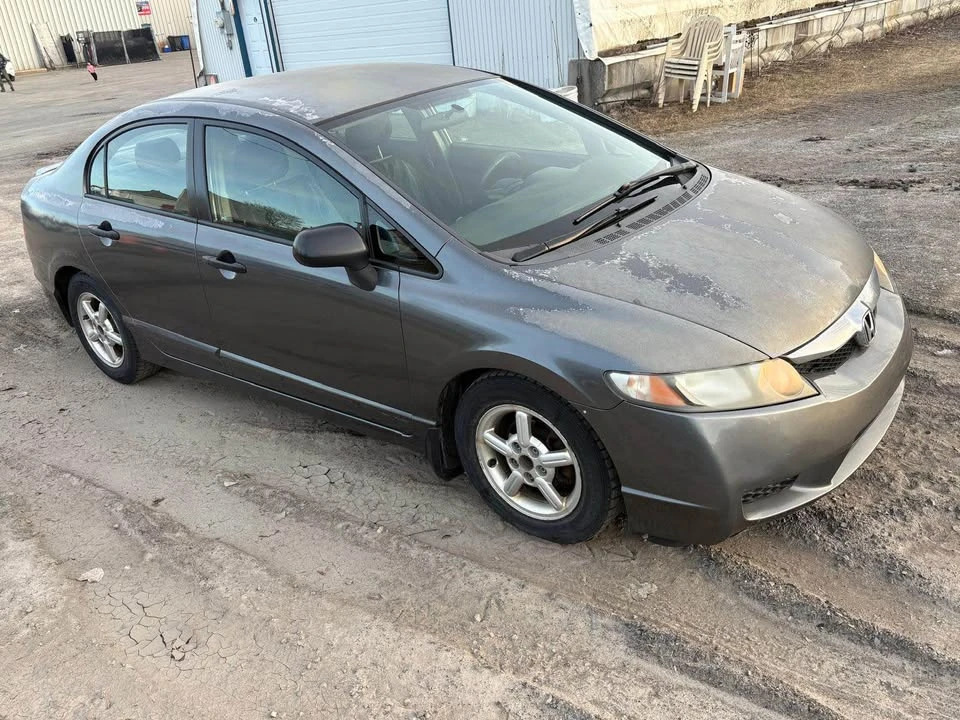 2010 Honda Civic 8th Gen - Image 6 of 7