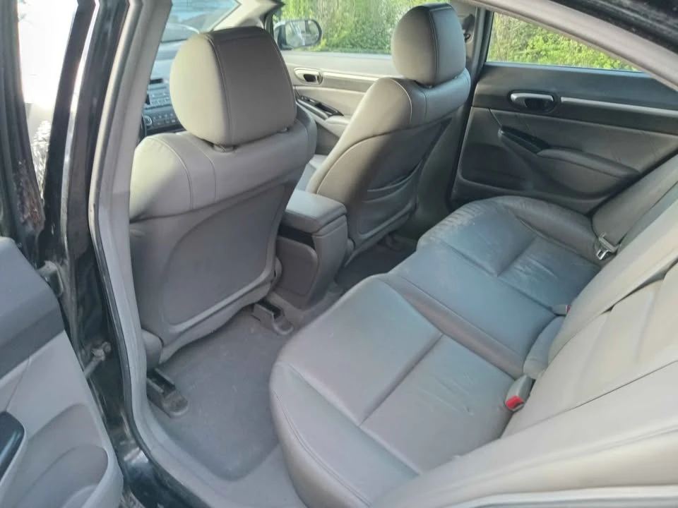 2010 Honda Civic 8th Gen - Image 7 of 9