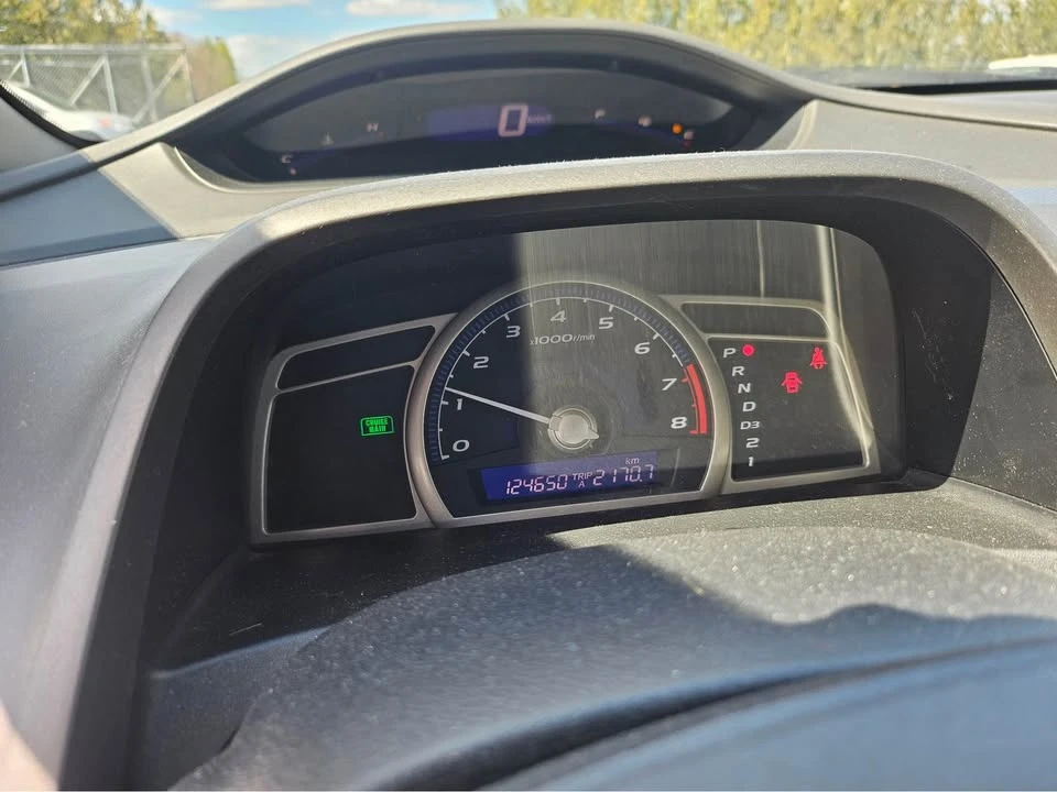 2010 Honda Civic 8th Gen - Image 6 of 9