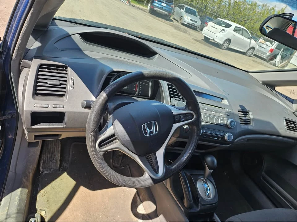 2010 Honda Civic 8th Gen - Image 5 of 9