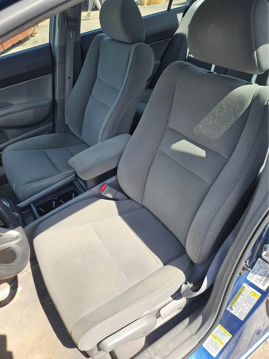 2010 Honda Civic 8th Gen - Image 7 of 9