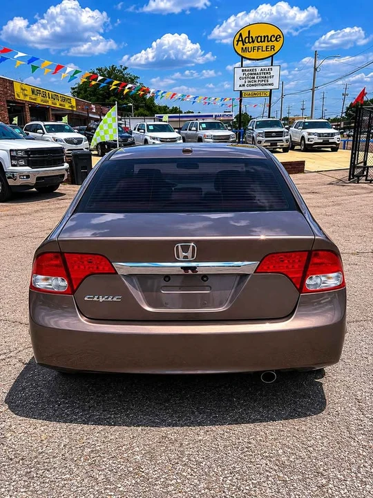2010 Honda Civic - Image 4 of 9