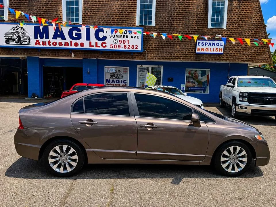 2010 Honda Civic - Image 3 of 9