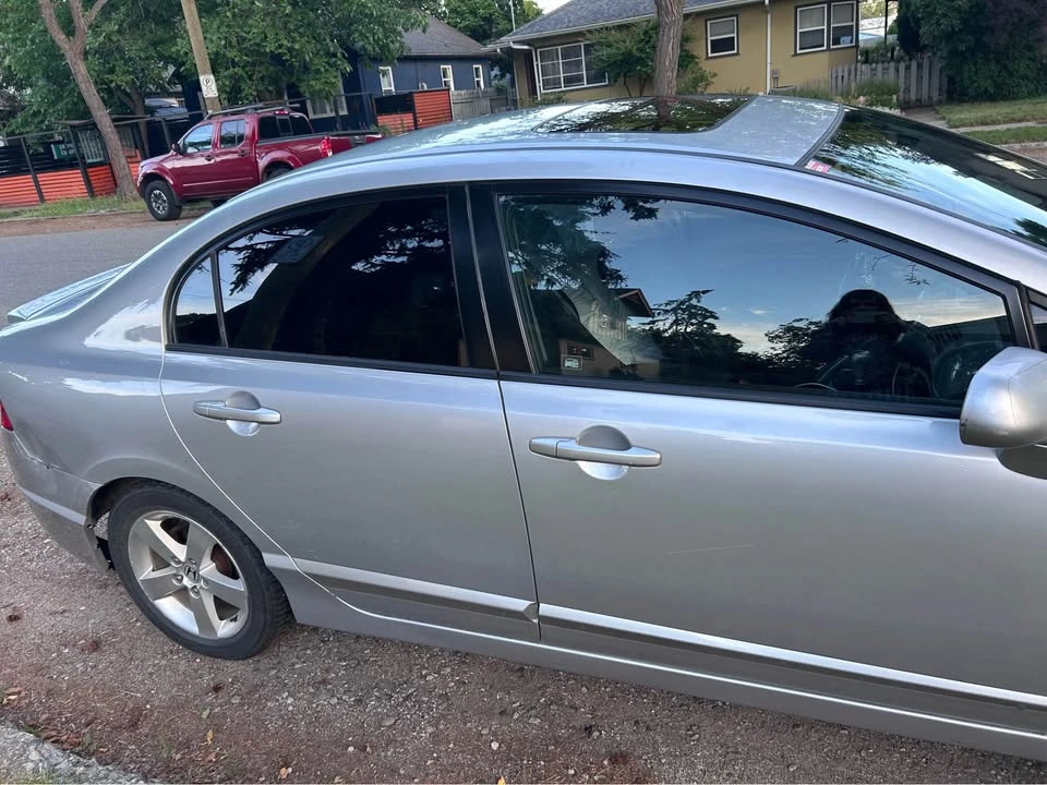 2010 Honda Civic 8th Gen - Image 10 of 11