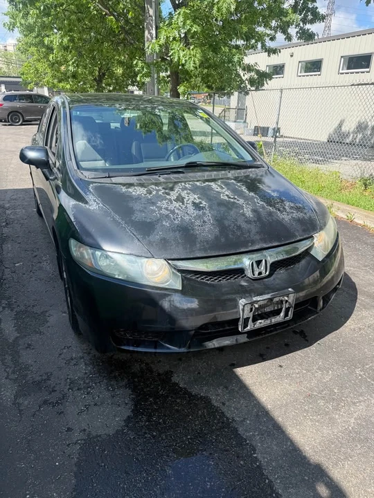 2010 Honda Civic 8th Gen - Image 4 of 8