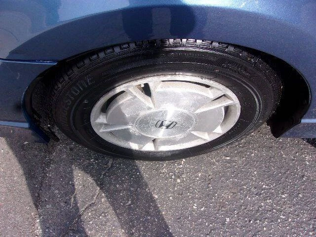 2010 Honda Civic 8th Gen - Image 17 of 20