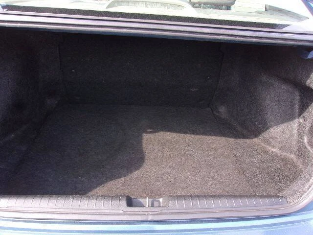 2010 Honda Civic 8th Gen - Image 14 of 20