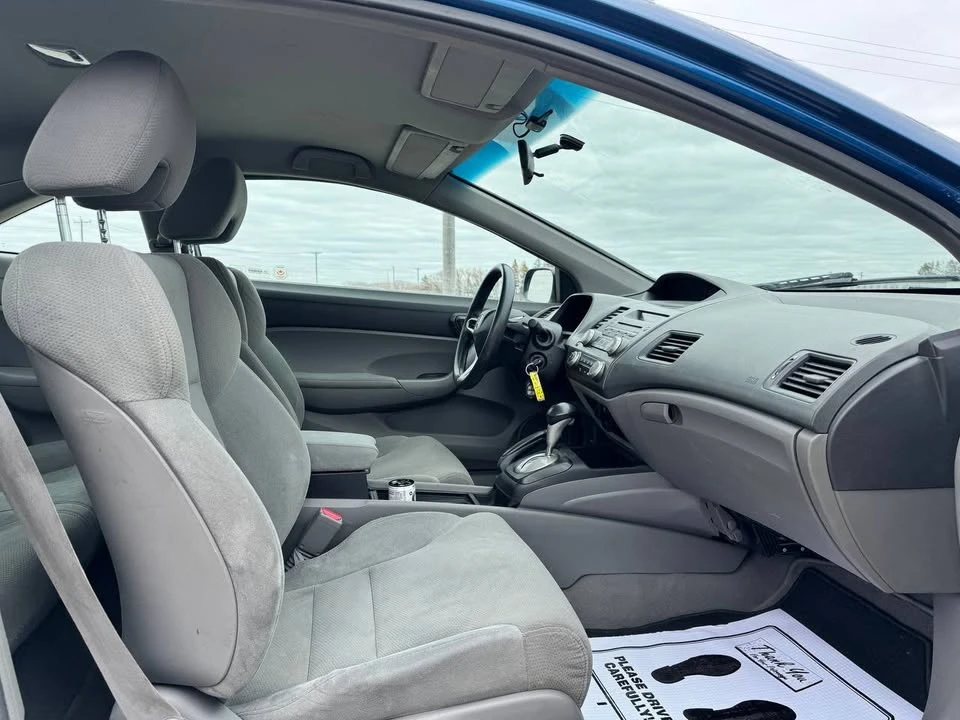 2010 Honda Civic 8th Gen - Image 17 of 20
