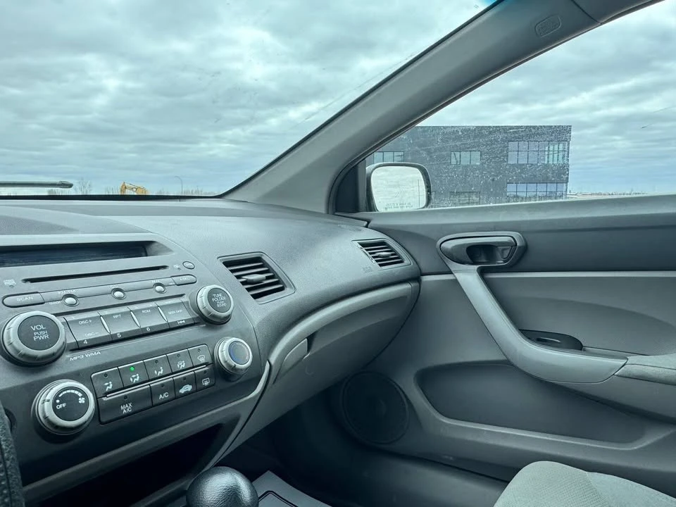 2010 Honda Civic 8th Gen - Image 19 of 20