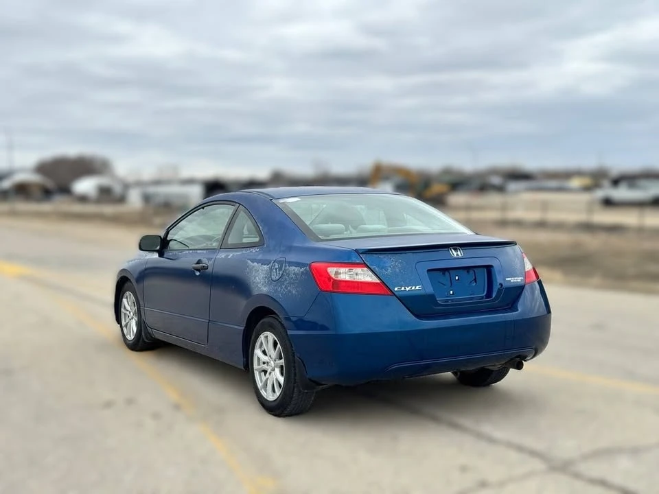 2010 Honda Civic 8th Gen - Image 7 of 20