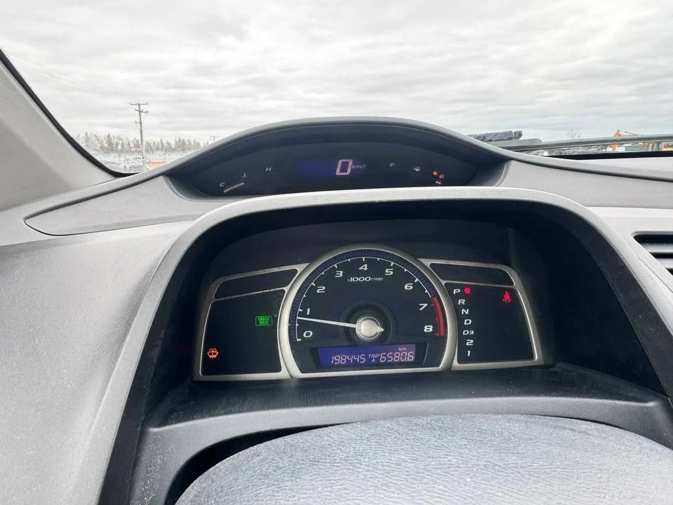 2010 Honda Civic 8th Gen - Image 18 of 20