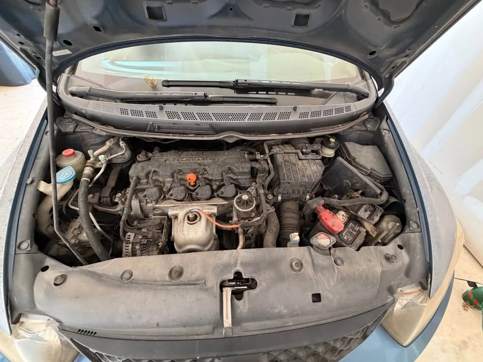 2010 Honda Civic 8th Gen - Image 9 of 9