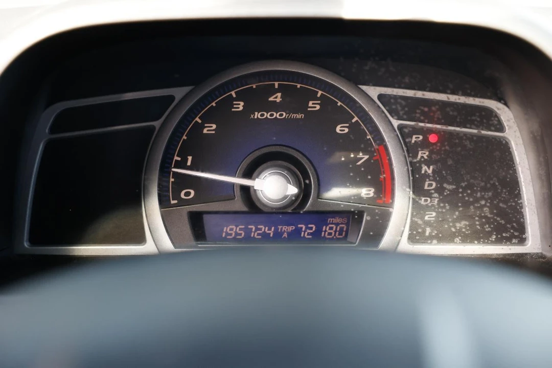 2010 Honda Civic 8th Gen - Image 29 of 31