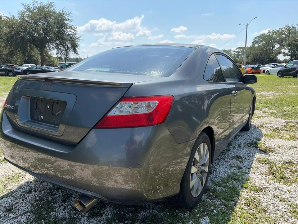 2010 Honda Civic 8th Gen - Image 4 of 9