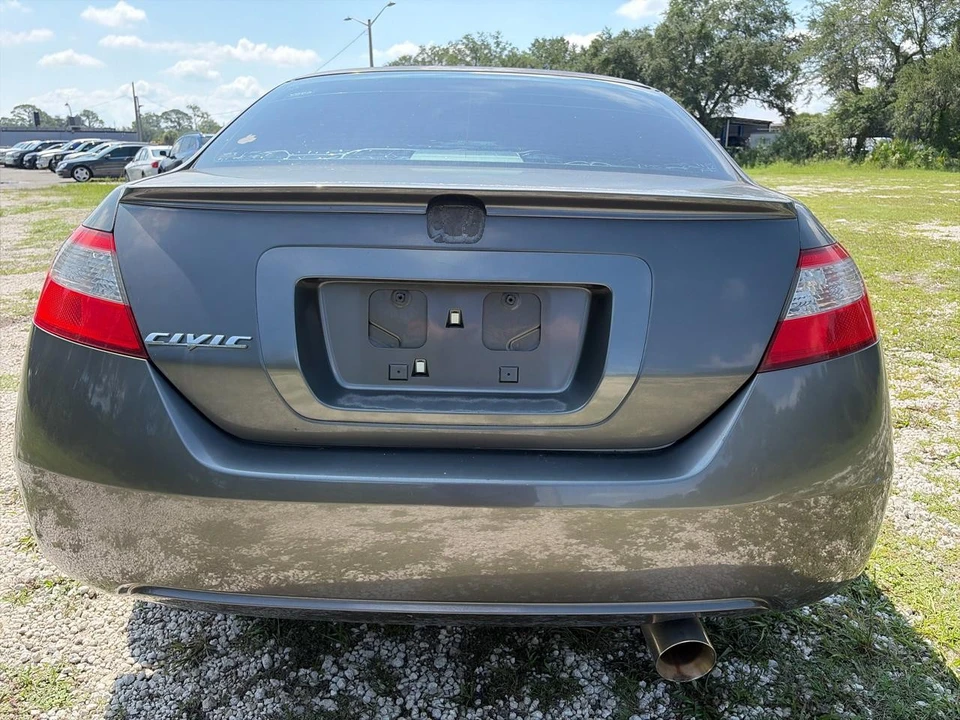 2010 Honda Civic 8th Gen - Image 3 of 9
