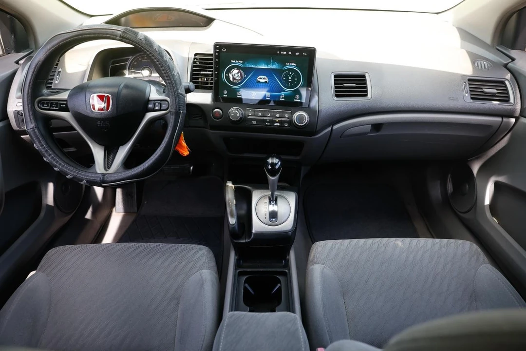 2010 Honda Civic 8th Gen - Image 21 of 31
