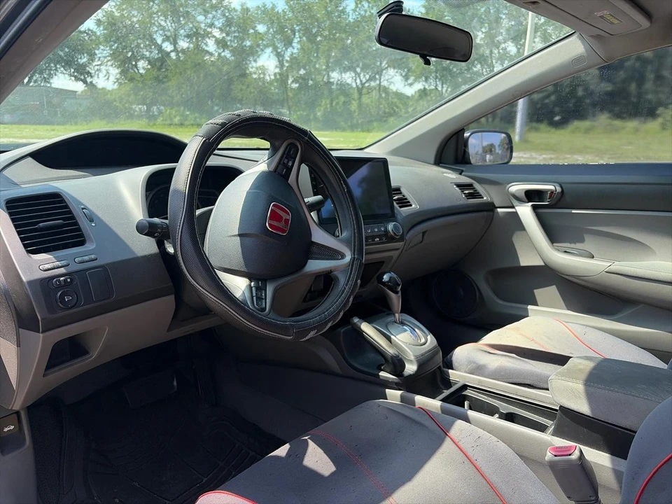 2010 Honda Civic 8th Gen - Image 6 of 9