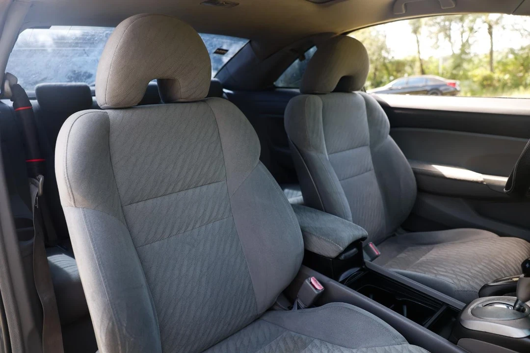 2010 Honda Civic 8th Gen - Image 18 of 31