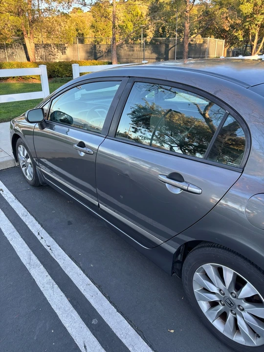 2010 Honda Civic 8th Gen - Image 4 of 20