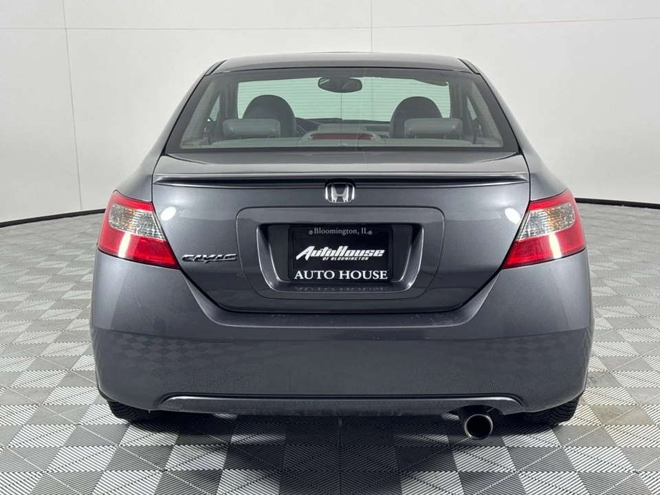 2010 Honda Civic 8th Gen - Image 6 of 12