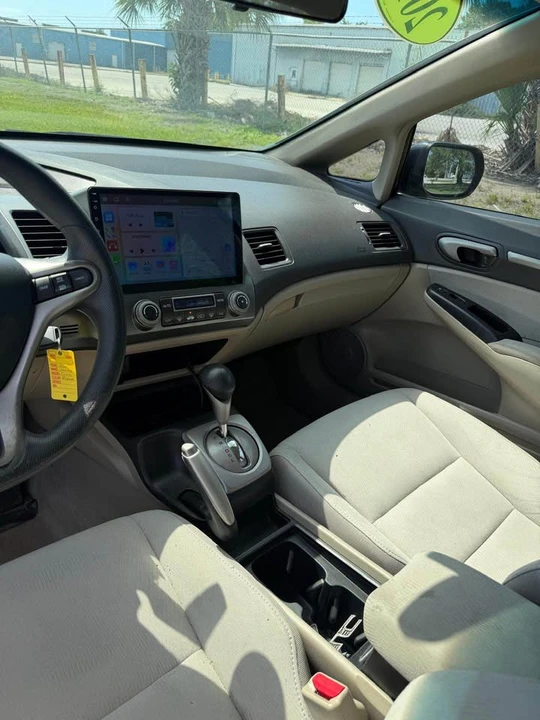 2010 Honda Civic 8th Gen - Image 11 of 16