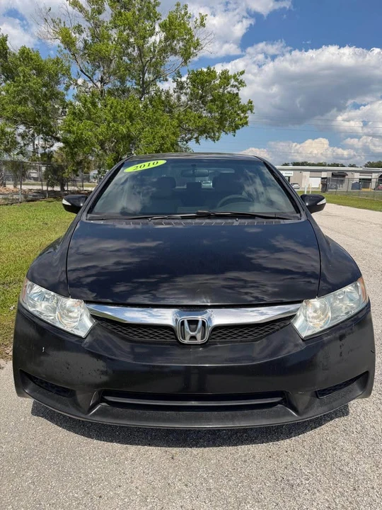 2010 Honda Civic 8th Gen - Image 2 of 16