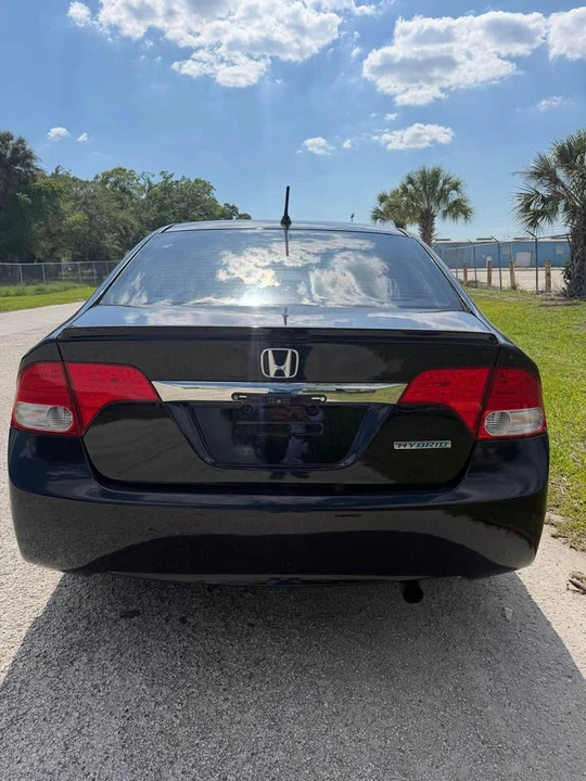 2010 Honda Civic 8th Gen - Image 6 of 16