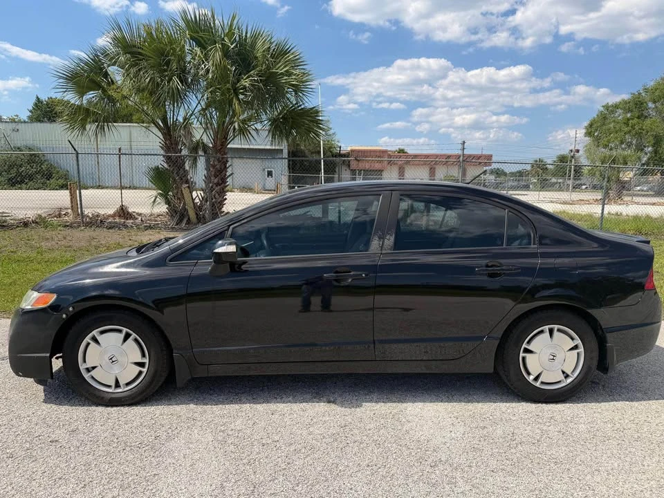 2010 Honda Civic 8th Gen - Image 5 of 16