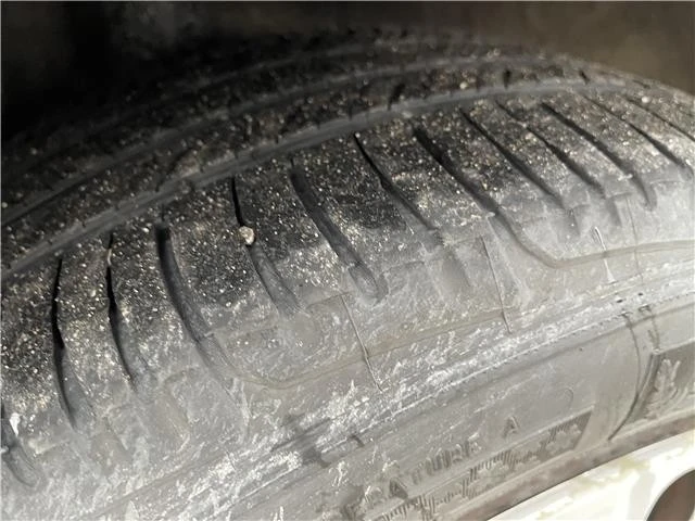 2010 Honda Civic 8th Gen - Image 13 of 21