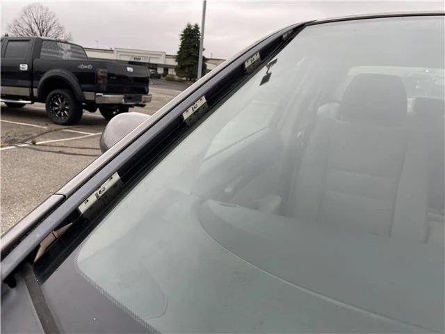 2010 Honda Civic 8th Gen - Image 17 of 21