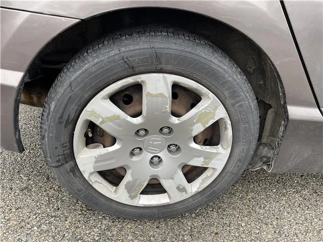 2010 Honda Civic 8th Gen - Image 12 of 21
