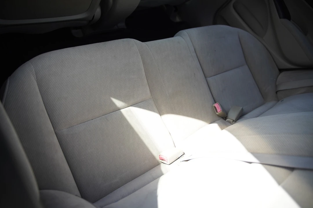 2010 Honda Civic 8th Gen - Image 10 of 12