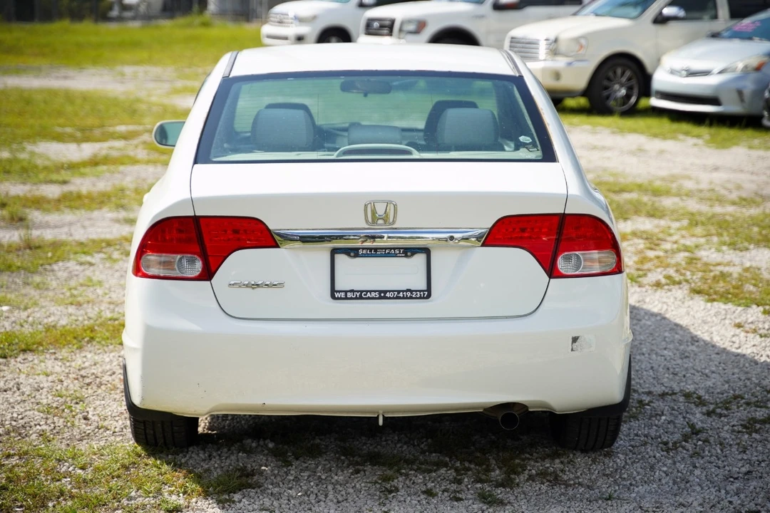 2010 Honda Civic 8th Gen - Image 9 of 12