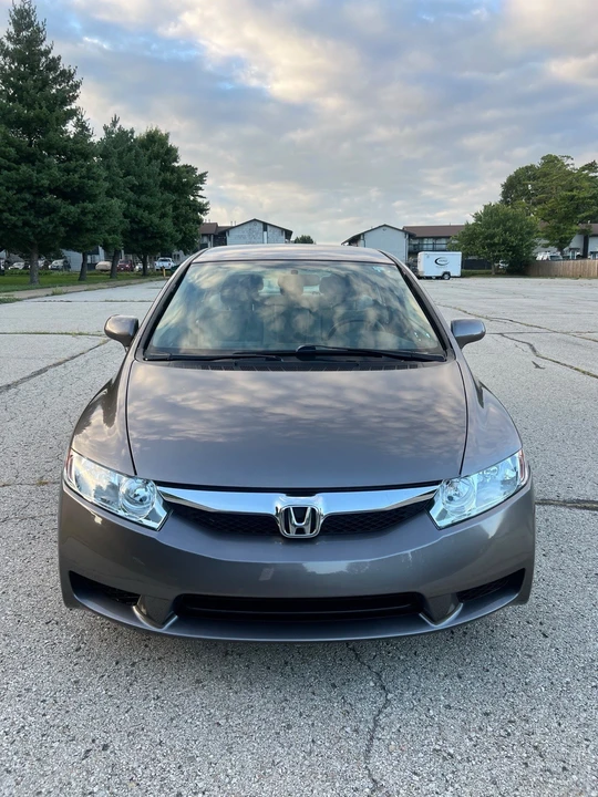 2010 Honda Civic 8th Gen - Image 13 of 19
