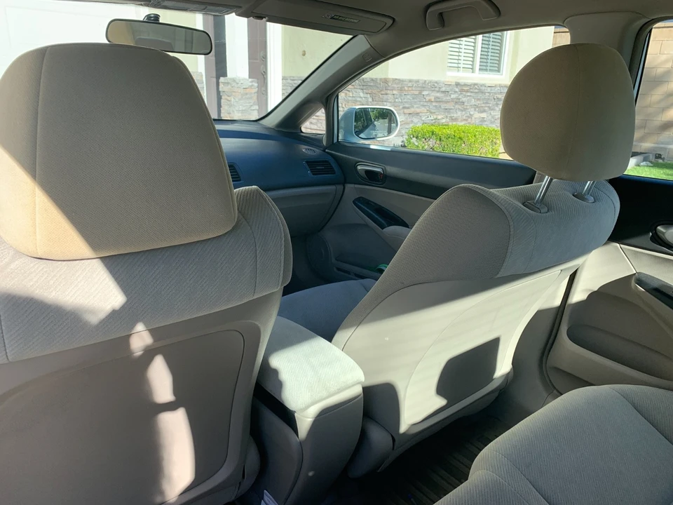 2010 Honda Civic 8th Gen - Image 12 of 15