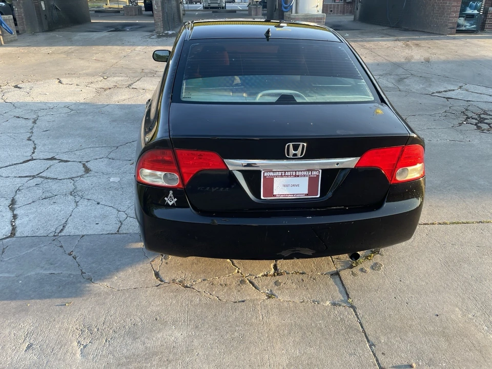 2010 Honda Civic 8th Gen - Image 5 of 7