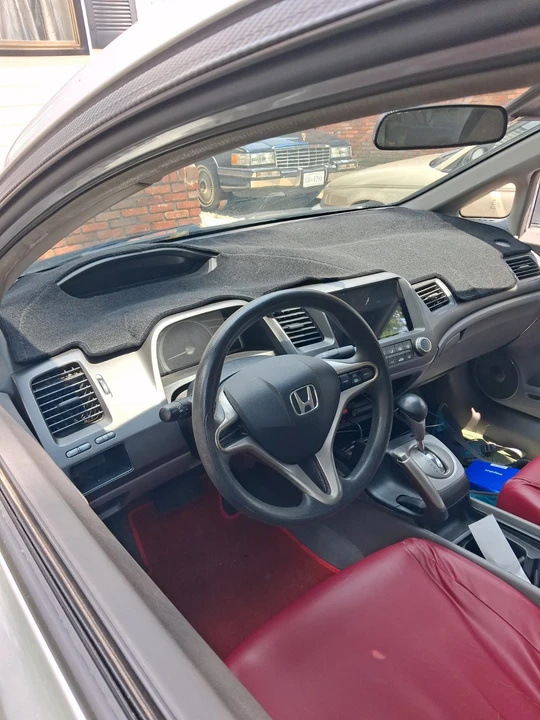 2010 Honda Civic 8th Gen - Image 10 of 11