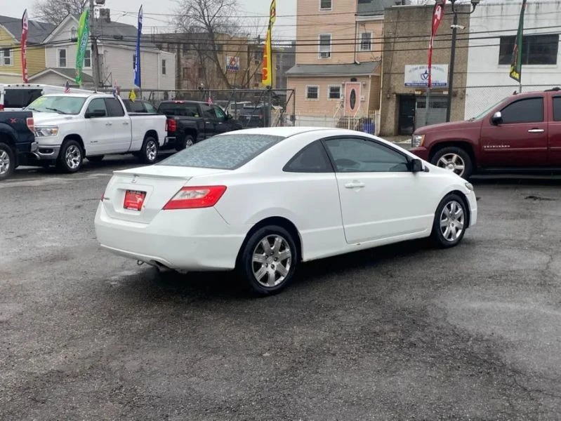 2010 Honda Civic 8th Gen - Image 5 of 12
