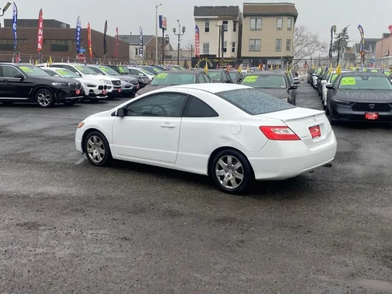 2010 Honda Civic 8th Gen - Image 6 of 12