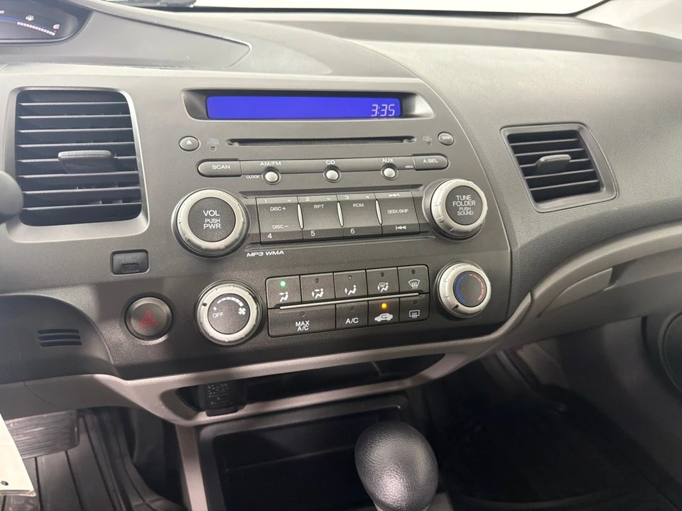 2010 Honda Civic 8th Gen - Image 16 of 23